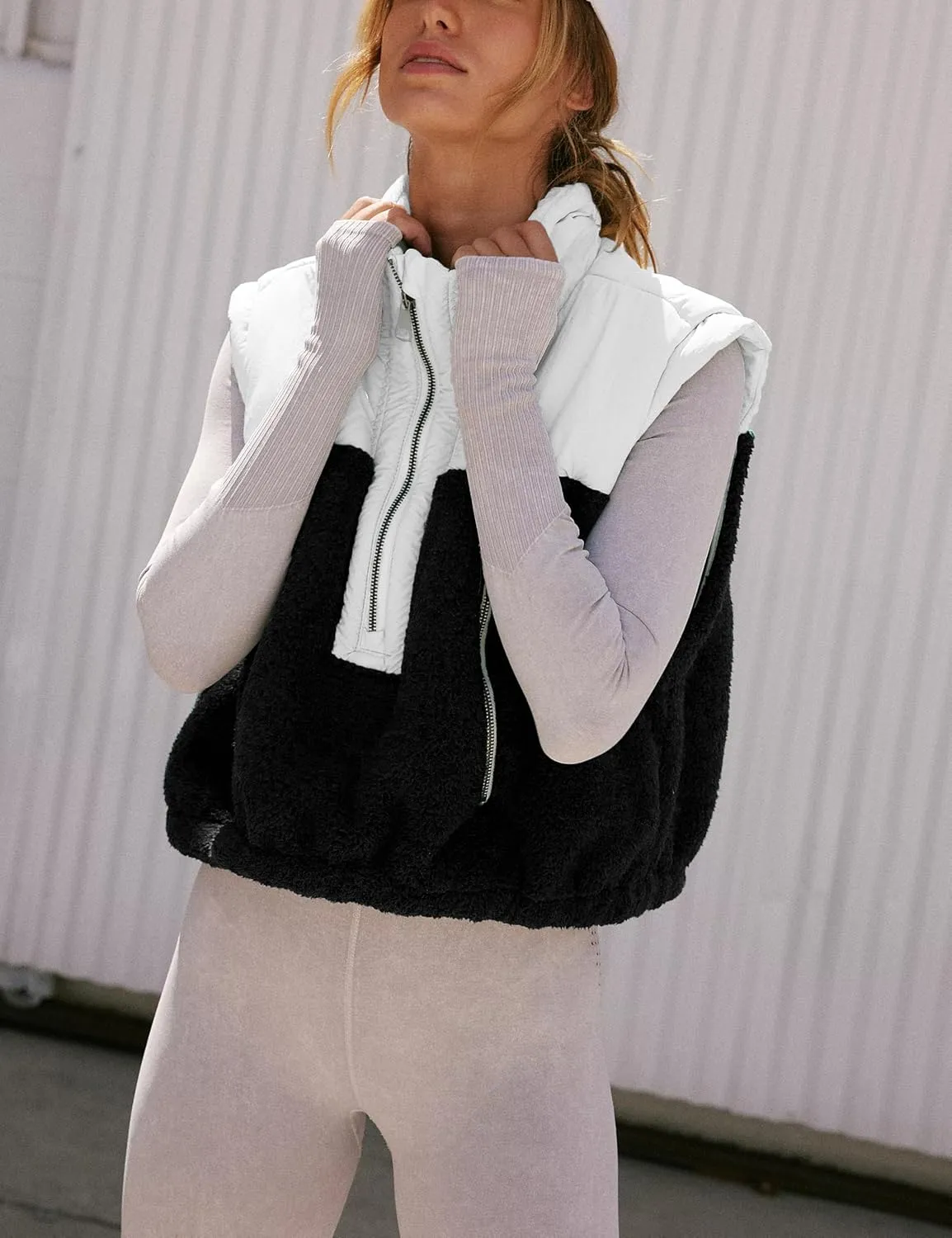Fleece Vests for Women Half Zip Up Sleeveless Quilted Jacket Crop Puffer Vest Lightweight Padded Coat Outwear