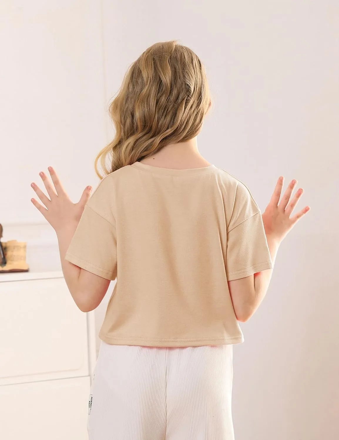 Yuccalley Girls Summer Round Neck Short Sleeve Crop Tees Casual Loose Fit Tees